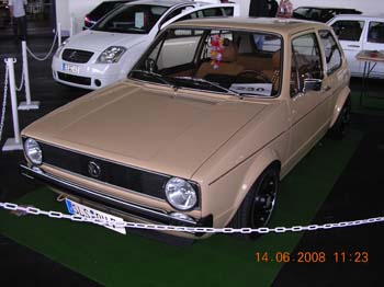 DSCN2000